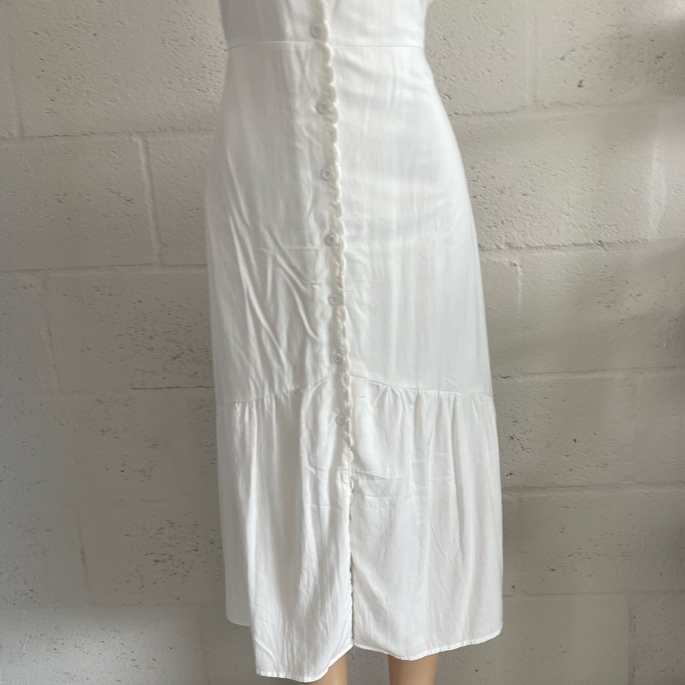 Rihoas white dress - Picture 4 of 8